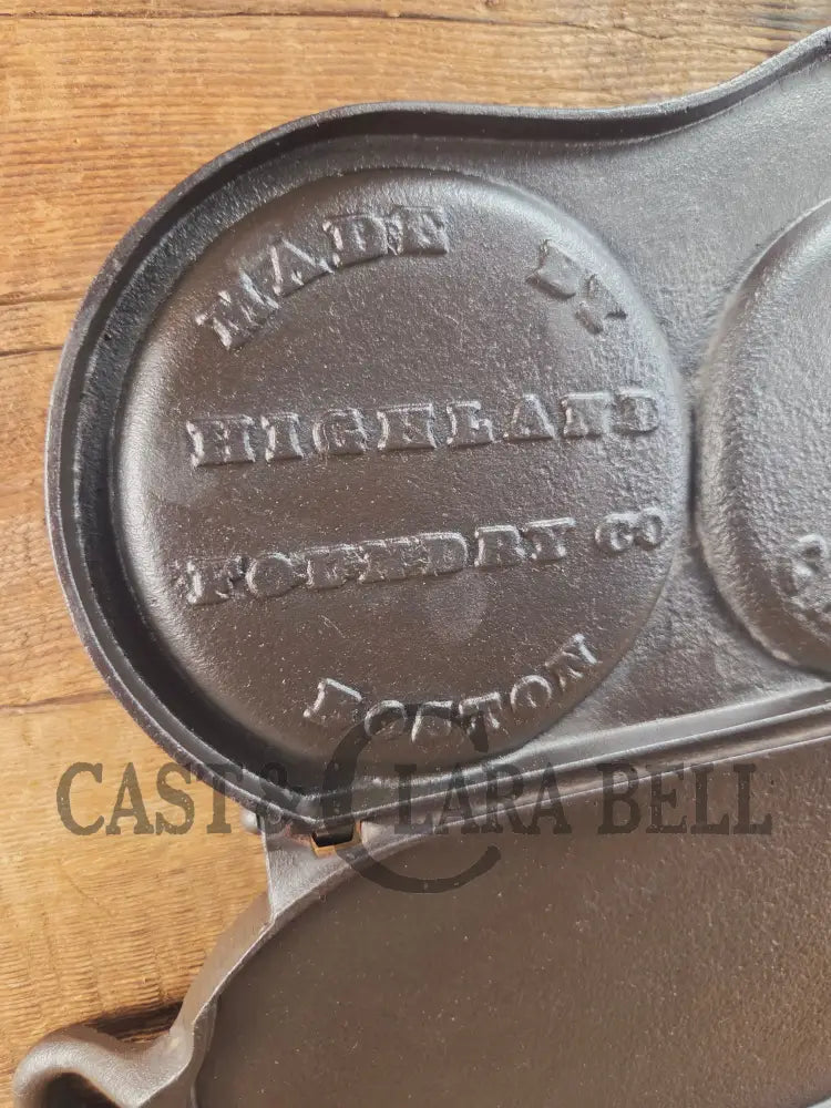Hot Item!! Late 1800’s Fully Marked Highland Foundry Co pancake flop griddle. Very unique gift idea and new family