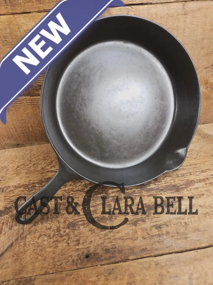 HTF 1890’s Third Series ERIE #9 (1890’s Griswold) Cast Iron Skillet with Heat Ring 711 markings not 712. Skillet