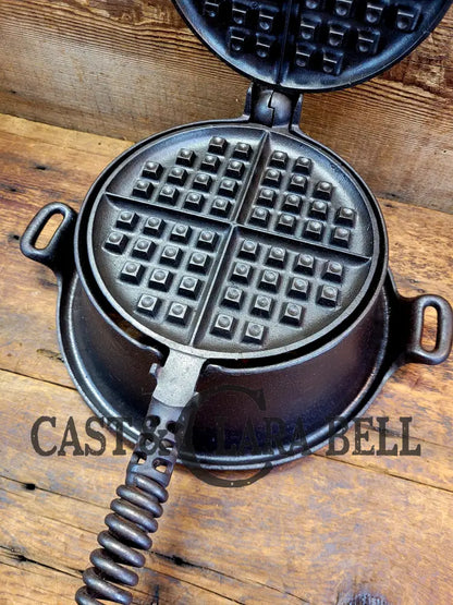 Htf 1920’S Griswold Large Block Logo #8 Cast Waffle Iron #151/151 Tall Base & Alaskan Handles!!