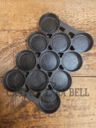 HTF 1920’s Griswold No. 1 Gem Pan Variation 1 11 cup p/n 940. Rarity 4 Bakeware