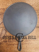 HTF 1920’s Wagner Sidney O #9 ’Arc Straight’ Skillet with Heat Ring. Beautiful design superior performance Skillet