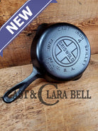 Htf 1930’S Griswold #4 Cast Iron Skillet With Large Block Logo 702 Smooth Bottom. Awesome Piece!