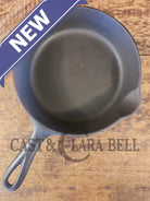 HTF 1930’s Griswold #4 Cast Iron Skillet with Large Block Logo 702 Smooth Bottom. Collector Grade - Skillet