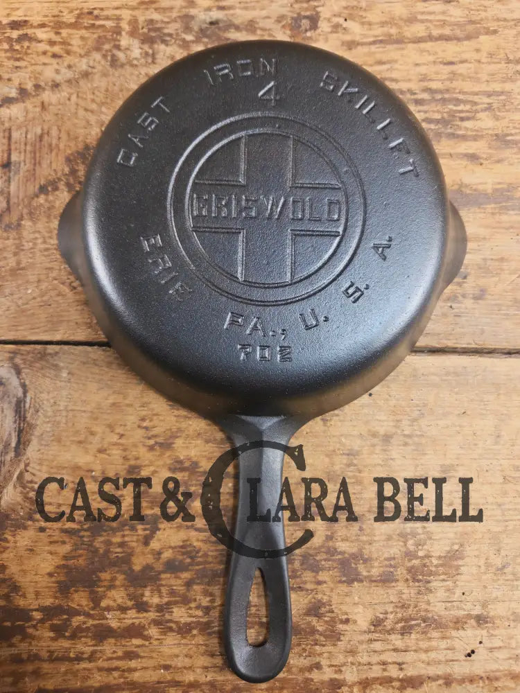 HTF 1930’s Griswold #4 Cast Iron Skillet with Large Block Logo 702 Smooth Bottom. Collector Grade Skillet