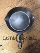 HTF and Gorgeous! 1905 Era Wagner made Sidney ’Arc logo’ #7 Cast Iron Skillet. VERY good condition!