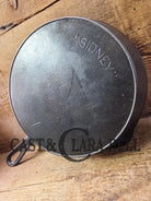 HTF and Gorgeous! 1905 Era Wagner made Sidney ’Arc logo’ #7 Cast Iron Skillet. VERY good condition!