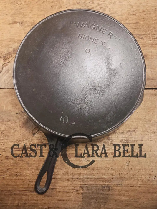 HTF and Gorgeous! Early 1900’s Wagner ’Arc Straight’ logo #10 Cast Iron Skillet. Big skillet for big appetites! Skillet