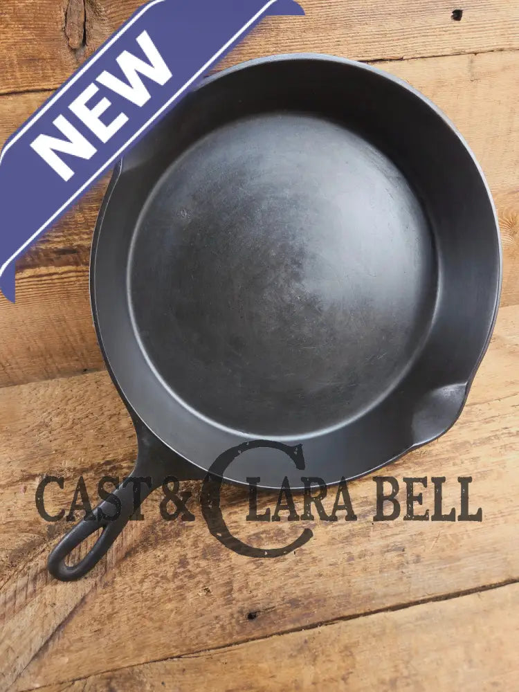HTF and Gorgeous! Early 1900’s Wagner ’Arc Straight’ logo #11 Cast Iron Skillet Skillet