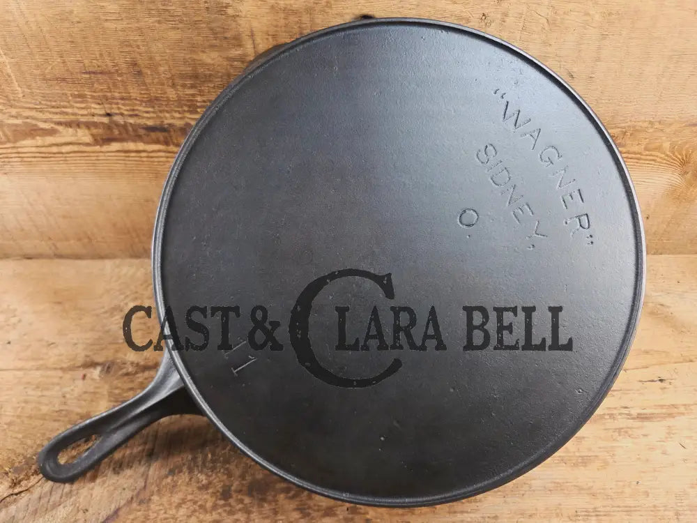 HTF and Gorgeous! Early 1900’s Wagner ’Arc Straight’ logo #11 Cast Iron Skillet Skillet