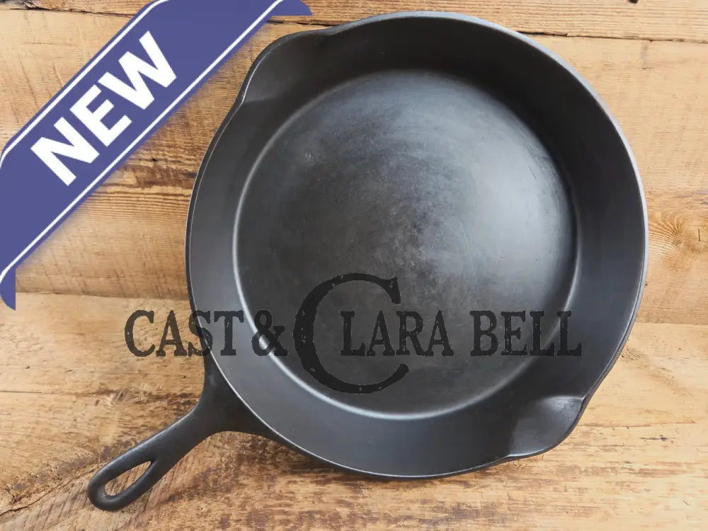 HTF and Gorgeous! Early 1900’s Wagner ’Arc Straight’ logo #11 Cast Iron Skillet Skillet
