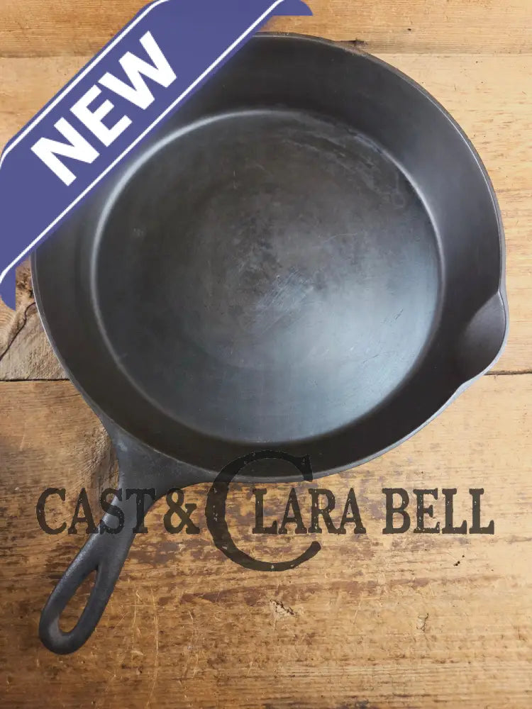 HTF and Gorgeous! Early 1900’s Wagner ’Arc Straight’ logo #11 Cast Iron Skillet Skillet