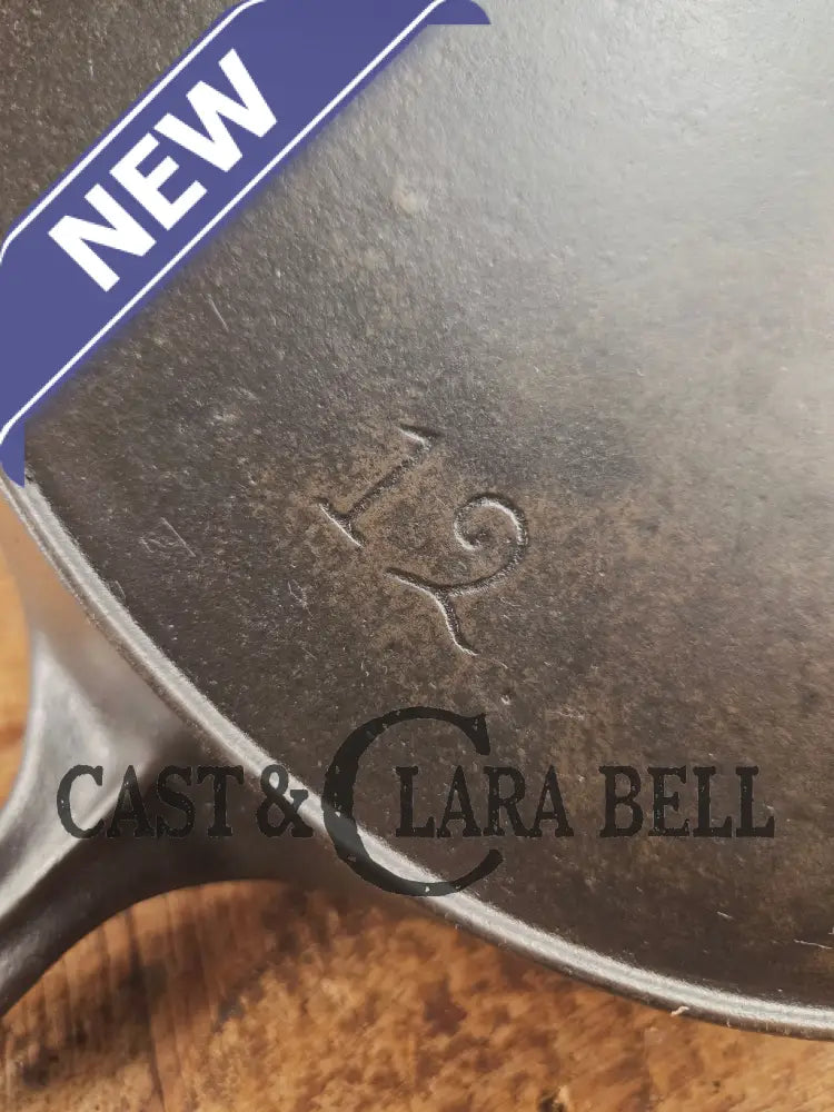 HTF and Gorgeous! Early 1900’s Wagner ’Arc Straight’ logo #12 Cast Iron Skillet Skillet