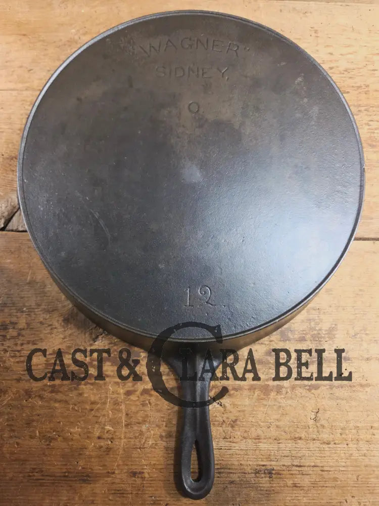 HTF and Gorgeous! Early 1900’s Wagner ’Arc Straight’ logo #12 Cast Iron Skillet Skillet