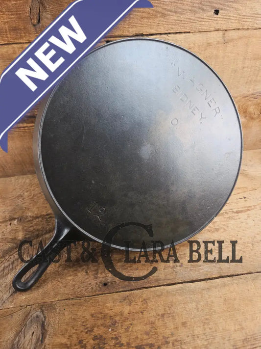 HTF and Gorgeous! Early 1900’s Wagner ’Arc Straight’ logo #12 Cast Iron Skillet Skillet