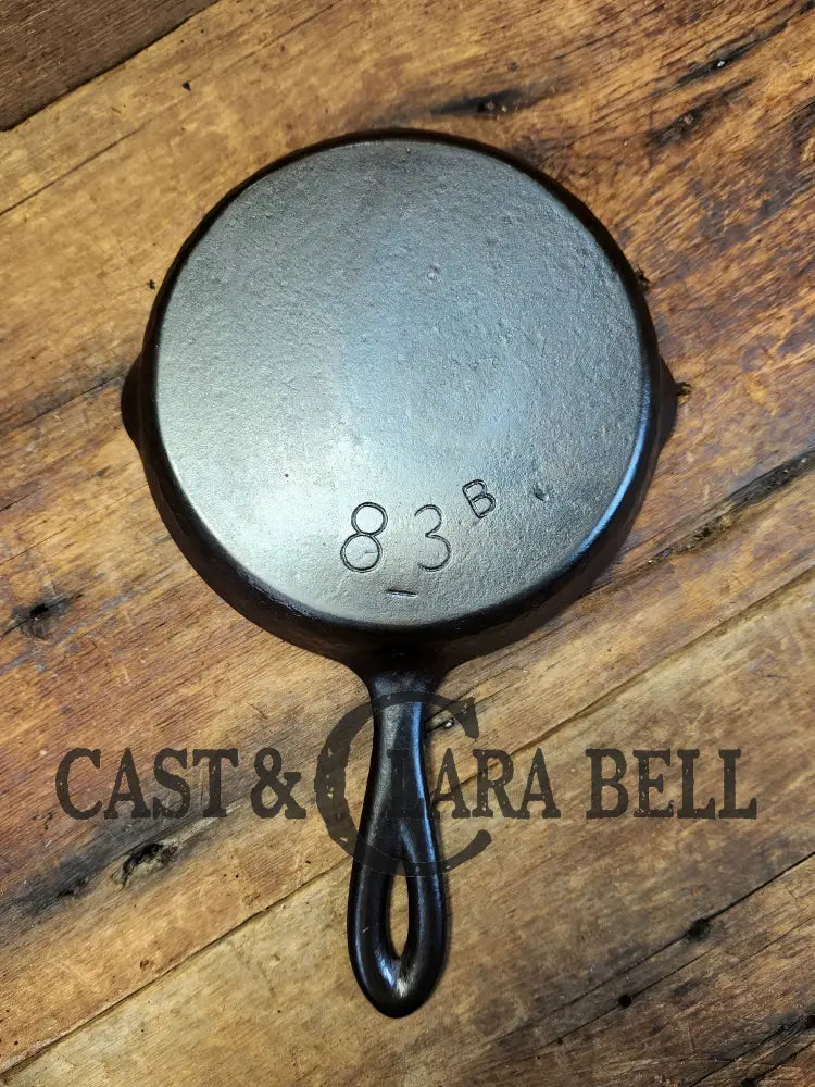 Htf! Chicago Hardware Foundry ’8-3 B’ #3 Cast Iron Egg Skillet With Hammered Finish. Sc24