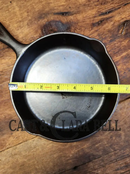 Htf! Chicago Hardware Foundry ’8-3 B’ #3 Cast Iron Egg Skillet With Hammered Finish. Sc24