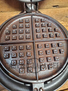 Htf Early 1900S Griswold #7 Waffle Iron. (#973) New Handles Patent Date 1901 Iron