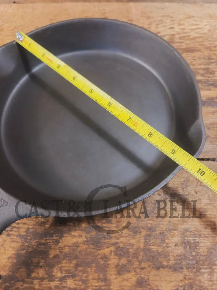 HTF early 1900’s Griswold’s Third Series (Three Line) Victor #7 (#721) Cast Iron Skillet - Skillet