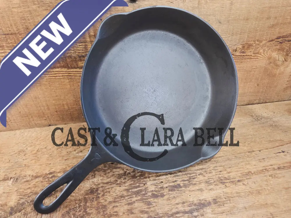 HTF Griswold No. 7 Cast Iron Skillet with Small Block Logo and Grooved Handle 701 Skillet