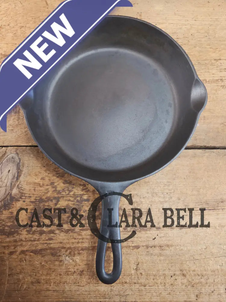 HTF Griswold No. 7 Cast Iron Skillet with Small Block Logo and Grooved Handle 701 Skillet