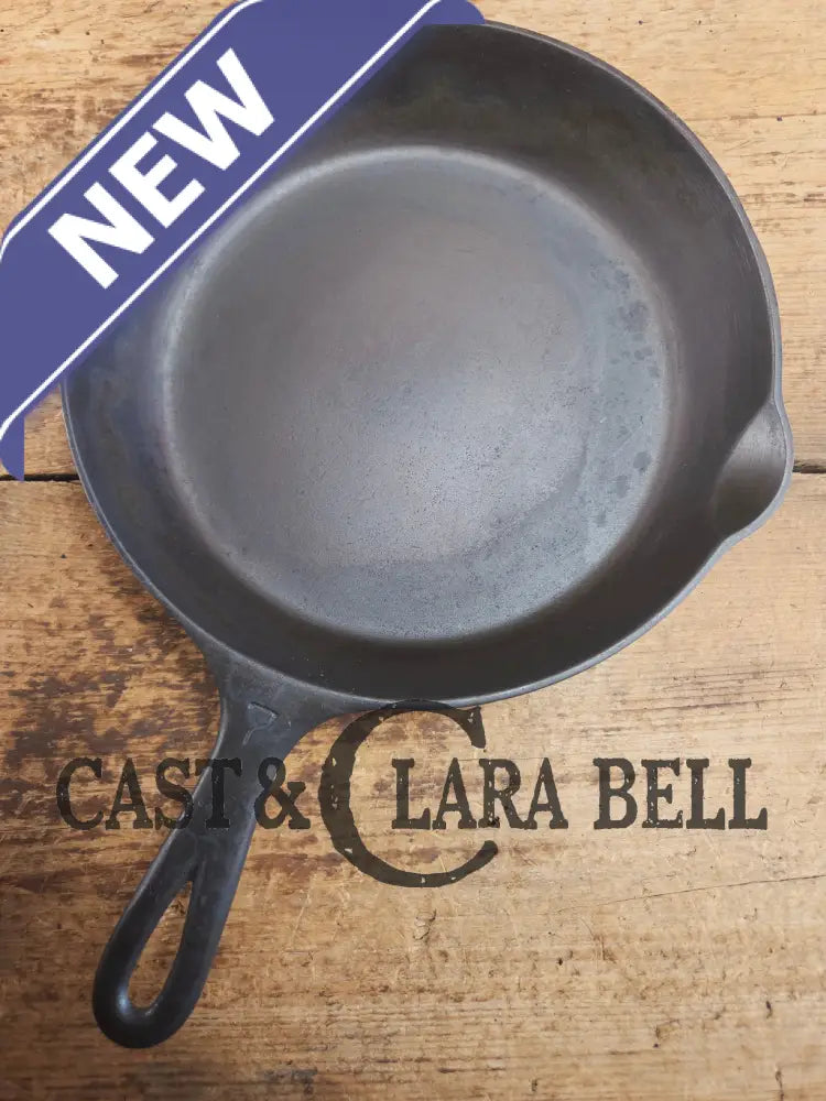 HTF Griswold No. 7 Cast Iron Skillet with Small Block Logo and Grooved Handle 701 Skillet