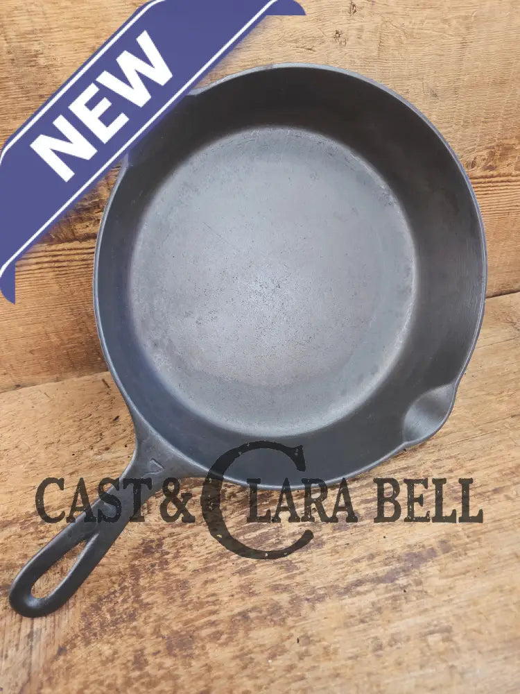 HTF Griswold No. 7 Cast Iron Skillet with Small Block Logo and Grooved Handle 701 Skillet