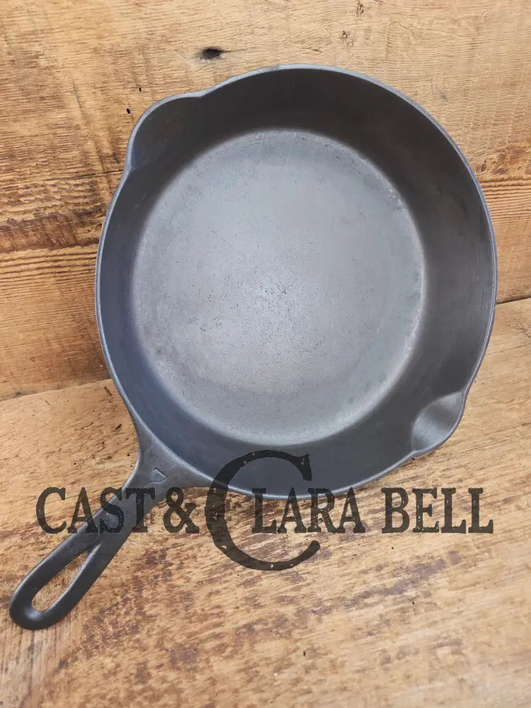 HTF Griswold No. 7 Cast Iron Skillet with Small Block Logo and Grooved Handle 701 Skillet