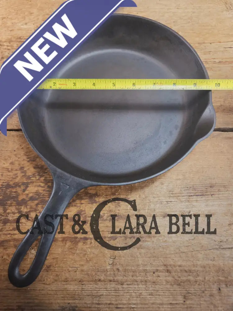 HTF Griswold No. 7 Cast Iron Skillet with Small Block Logo and Grooved Handle 701 Skillet