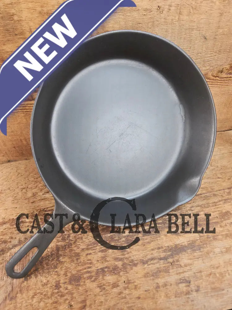 HTF Griswold No. 7 Cast Iron Skillet with Small Block Logo and Grooved Handle 701 Skillet