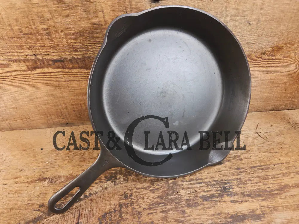 HTF Griswold No. 7 Cast Iron Skillet with Small Block Logo and Grooved Handle 701 B Skillet