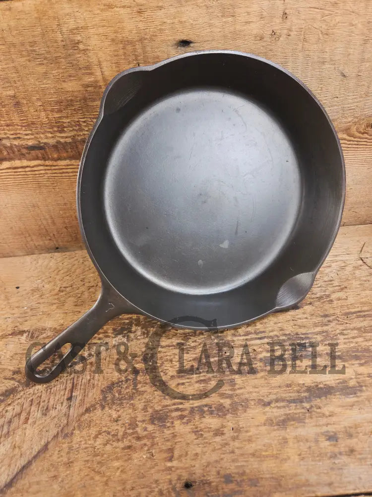 HTF Griswold No. 7 Cast Iron Skillet with Small Block Logo and Grooved Handle 701 B Skillet
