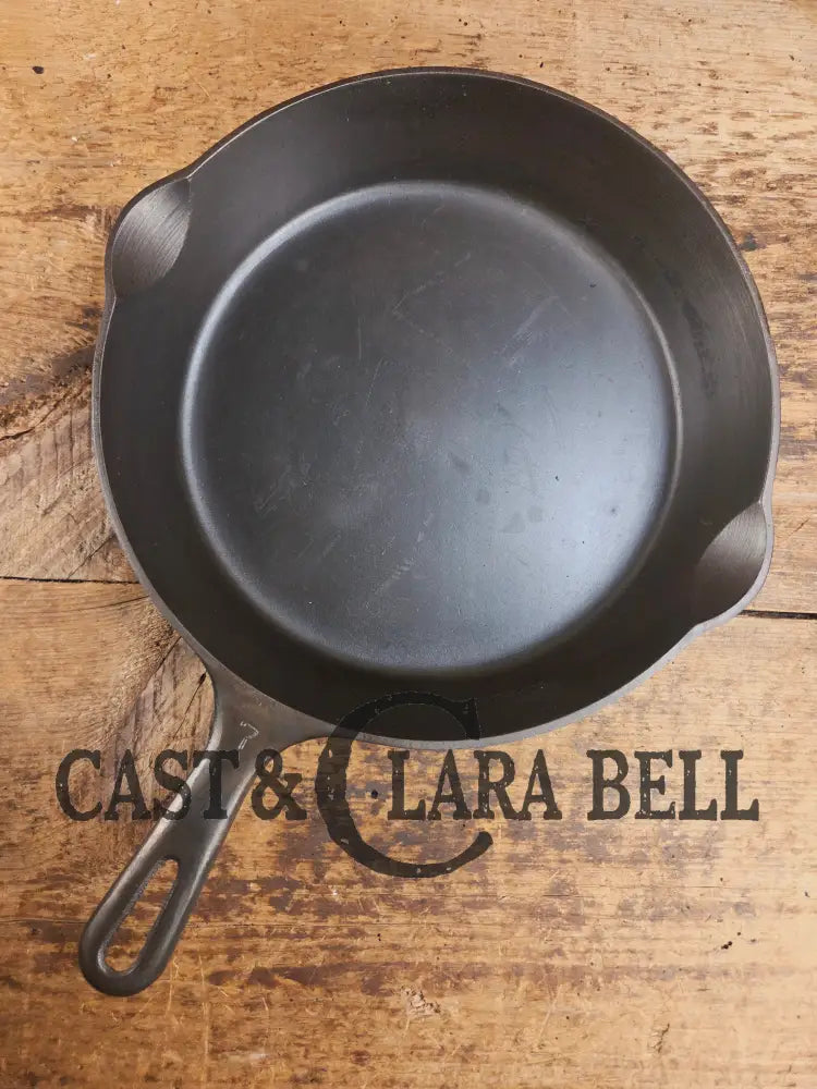 HTF Griswold No. 7 Cast Iron Skillet with Small Block Logo and Grooved Handle 701 B Skillet