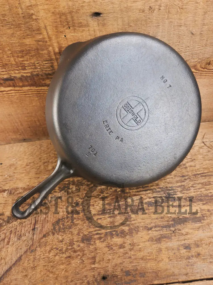 HTF Griswold No. 7 Cast Iron Skillet with Small Block Logo and