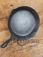 HTF Martin Stove & Range Co. #7 Cast Iron Skillet with ’Hamburger’ Logo. Versatile and elegant Skillet