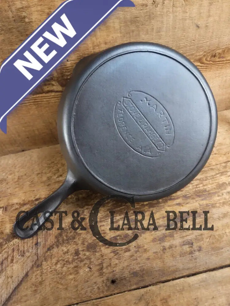 HTF Martin Stove & Range Co. #7 Cast Iron Skillet with ’Hamburger’ Logo. Versatile and elegant Skillet