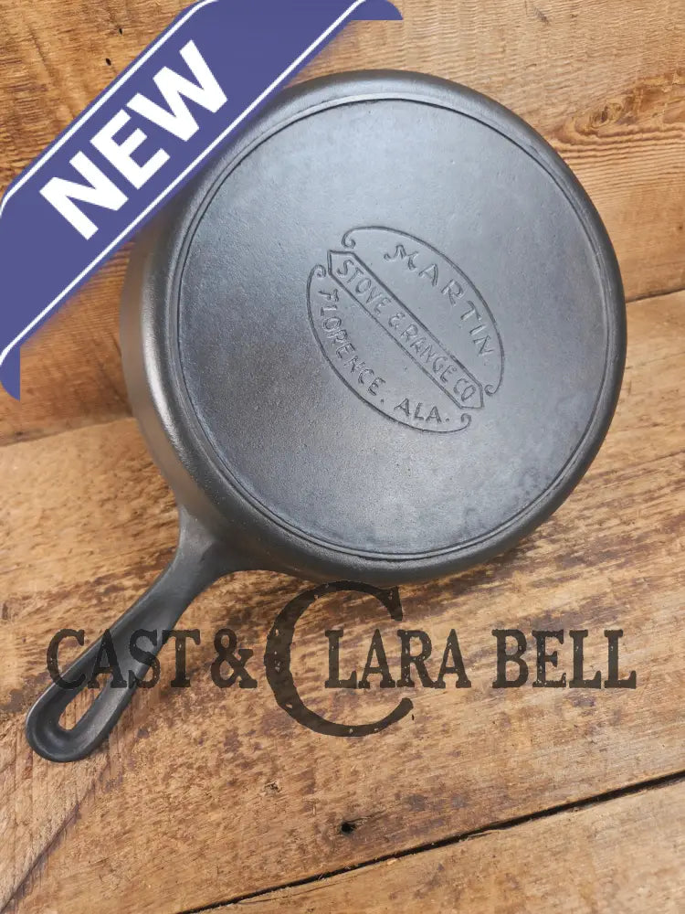 HTF Martin Stove & Range Co. #7 Cast Iron Skillet with ’Hamburger’ Logo. Versatile and elegant Skillet