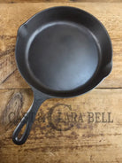 HTF Martin Stove & Range Co. #7 Cast Iron Skillet with ’Hamburger’ Logo. Versatile and elegant Skillet