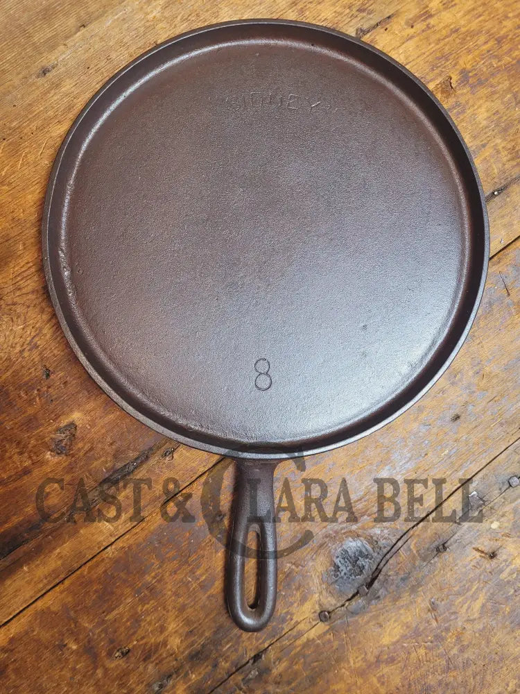 Rare Late 1800S Sidney (Pre-Wagner) Holloware Griddle. Elegant And Unique Griddle