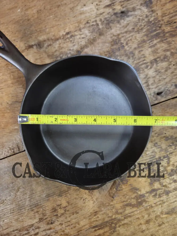 HTF! Wapak #4 Straight tapered logo beautiful skillet! Restored Seasoned and Ready to Use! Skillet