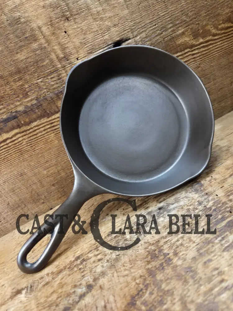 HTF! Wapak #4 Straight tapered logo beautiful skillet! Restored Seasoned and Ready to Use! Skillet