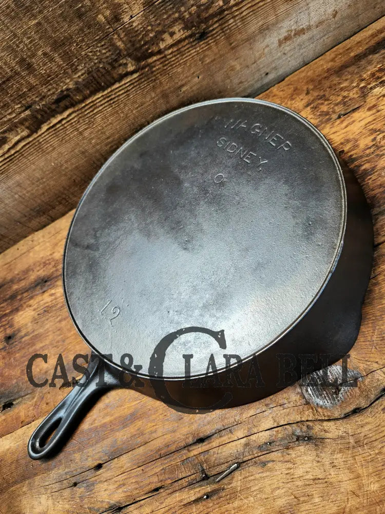 Huge 1920’S Wagner Sidney O #12 ’Arc Straight’ Skillet With Heat Ring. Beautiful Design