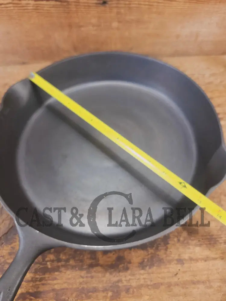 HUGE 1920’s Wagner Sidney O #12 ’Arc Straight’ Skillet with Heat Ring. Beautiful design superior performance. SC24
