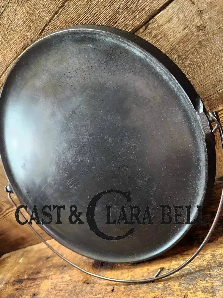 Huge! 1930’S Griswold No. 14 Round Griddle With Bail And Small Logo. The Largest Made Of Its