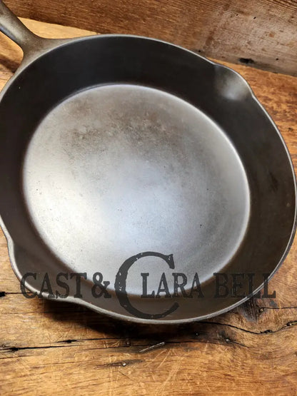 Huge And Hard To Find 1910’S Early Favorite Piqua Ware #10 Cast Iron Skillet Arc Straight Logo