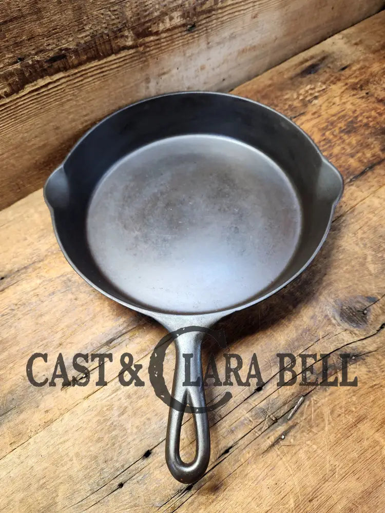 Huge And Hard To Find 1910’S Early Favorite Piqua Ware #10 Cast Iron Skillet Arc Straight Logo