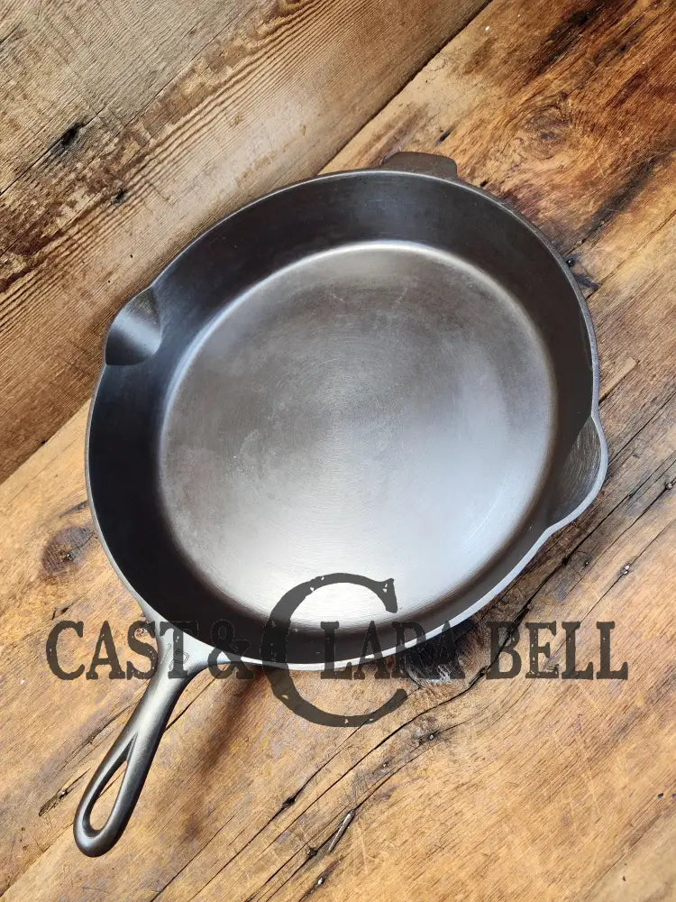 Huge Beautiful 1930’S Griswold No. 12 Skillet With Small Block Logo And Heat Ring 719 B. Perfect