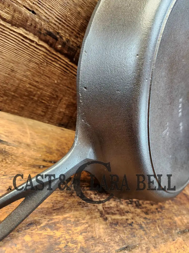 Huge Beautiful 1930’S Griswold No. 12 Skillet With Small Block Logo And Heat Ring 719 B. Perfect