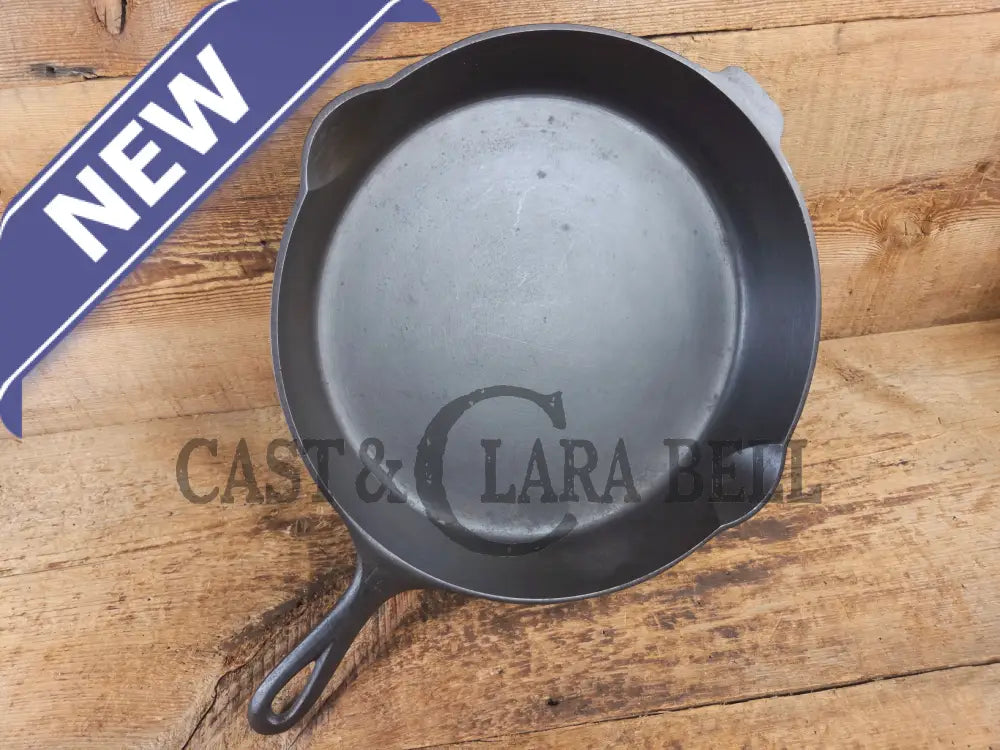 Huge beautiful 1930’s Griswold No. 12 Skillet with Small Block Logo and Heat Ring 719 D - Skillet
