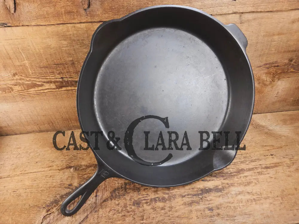 Huge beautiful 1930’s Griswold No. 12 Skillet with Small Block Logo and Heat Ring 719 D Skillet