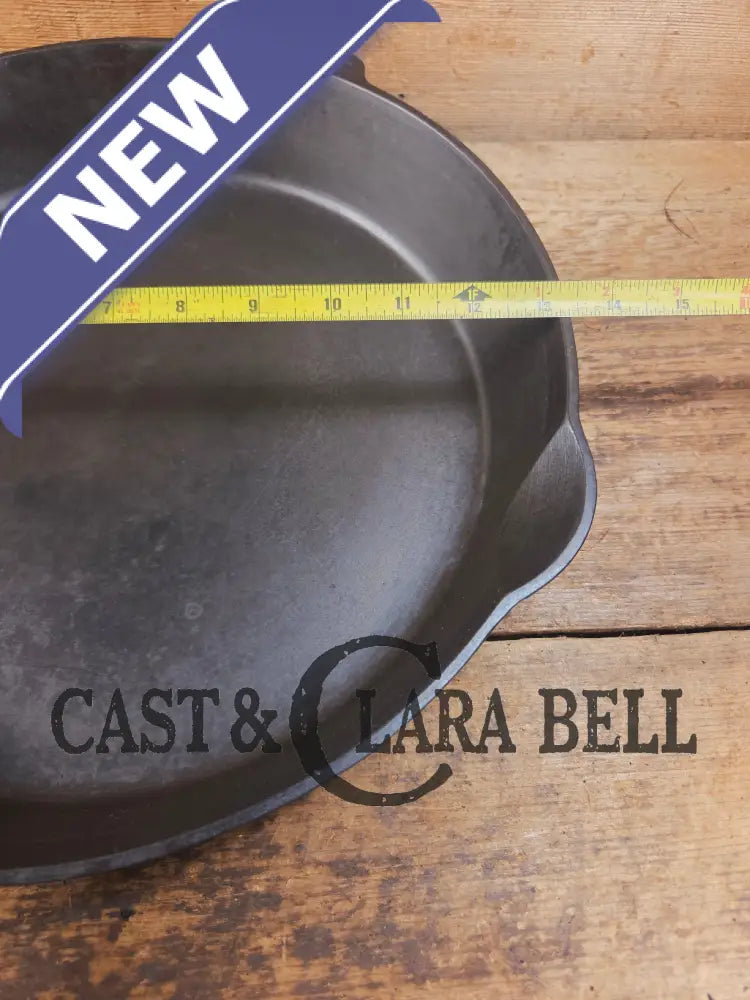 Huge beautiful 1930’s Griswold No. 12 Skillet with Small Block Logo and Heat Ring 719 D Skillet